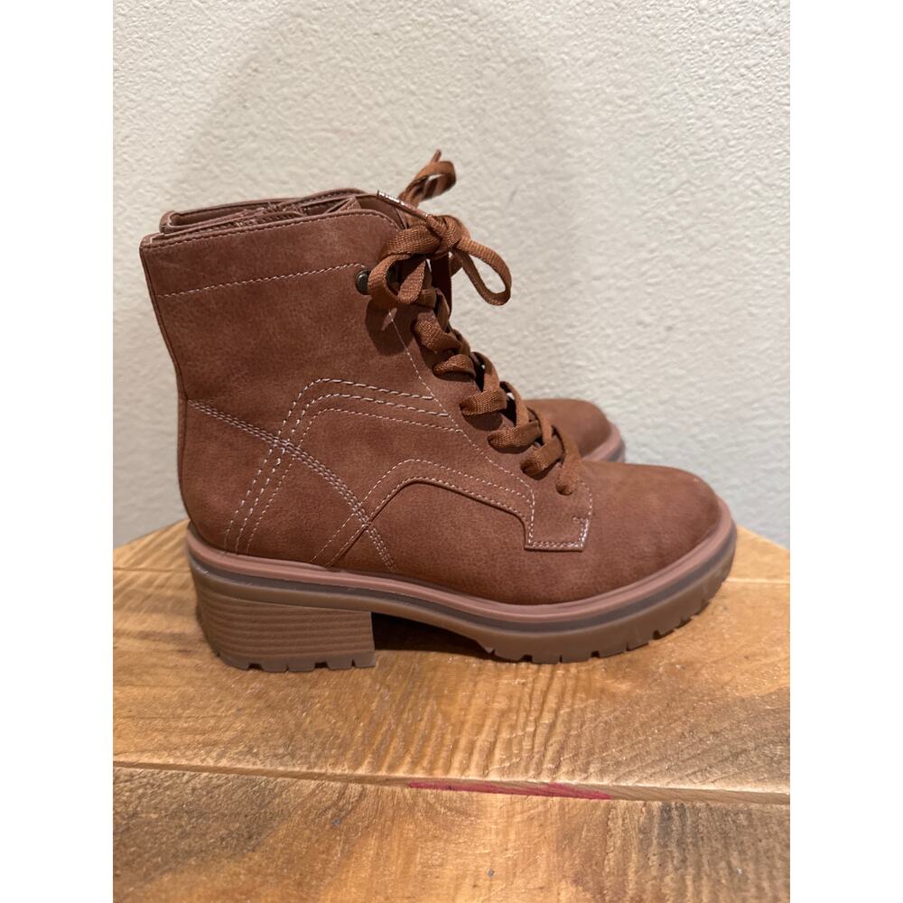 Naturalizer Brown Suede Lace-Up Ankle Boots